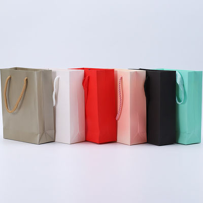 Af wit elegant zacht faux leder sieraden opslag doos pakket aangepast kleur