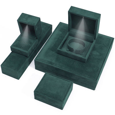 Donkergroen Soft Touch Fluweel Luxe Juwelen Verpakkingsdoos met lichtend LED-licht