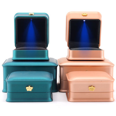Multicolor LED Armband Halsketting Ring Box met Plastic Velvet Materiaal van Hanhong