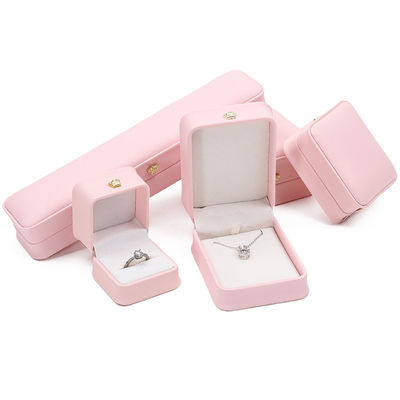 10*10*5cm Roze leren sieraden doos voor kroon armbanden hangers en ringen Custom logo