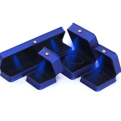 Custom luxe kroon juwelen verpakkingsdoos met LED licht en handgemaakte nieuwste ontwerp