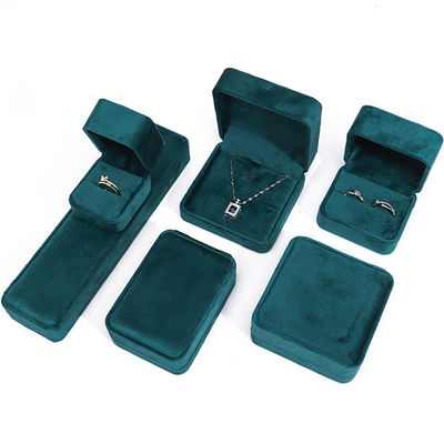Groothandel Vervaardiging Luxe Juwelen Doos verpakking Gepersonaliseerd Custom logo High end Donkergroen Halsketting Armband Oornissen Ring Verpakking Fluwelen Juwelen Doos