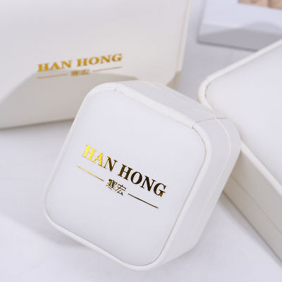 Kleine witte PU lederen sieraden doos, lederen sieraden koffer voor ring hanger armband