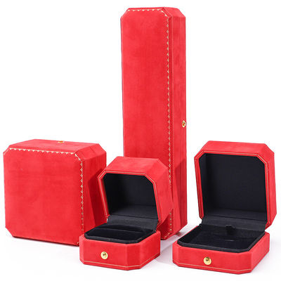 kopen Custom logo juwelen pakket in rood fluweel voor hanger oorbellen armband halsketting ring online manufacture