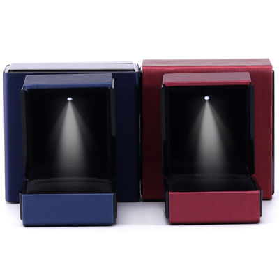 Juwelen Pakket Hanhong Custom Logo Led Led Leer Lichtdoos voor Armband Ketting en Ring