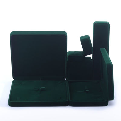 kopen Klantenlogo Groen fluwelen juwelendoos voor halsketting stud oorbellen armband verpakking online manufacture