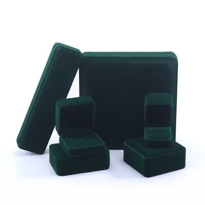 Hign kwaliteit fluweel Juwelen Doos handgemaakte vierkant Donkergroen Fluweel Juwelen Doos voor halsketting Armband Ring
