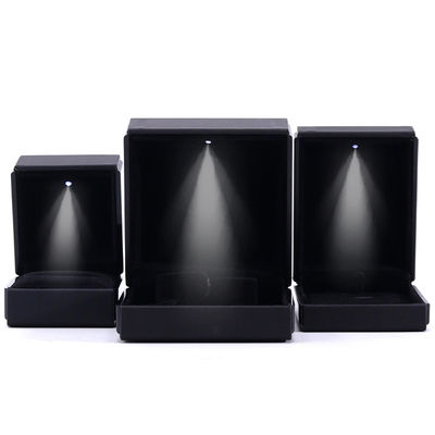 Zwarte handgemaakte LED licht juwelen doos voor Hanhong Custom logo leer verpakking
