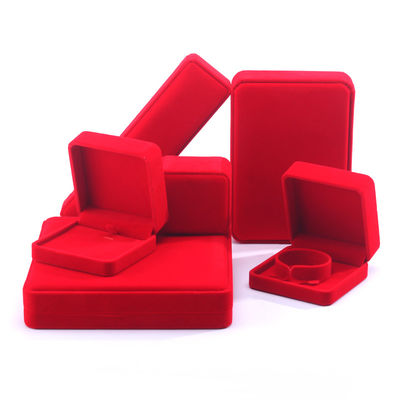 Luxe fluwelen sieradenverpakkingsdoos, hoogwaardige handgemaakte rode sieradendoos voor ketting, armband, oorbellen, ring