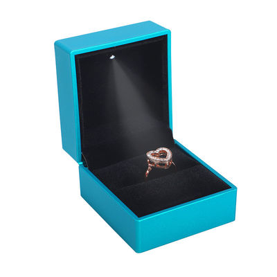 Rechthoek maat Blauwe LED Ring Juwelen Doos voor Oornissen Halsketting Armband