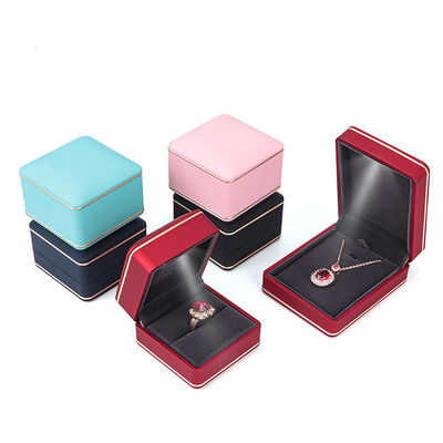 Juwelenpakket met licht Hanhong Custom Logo Zilk Screen Printing LED Storage Box