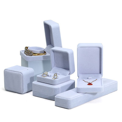 Witte fluweel op maat gemaakt juwelen verpakkingsdoos voor halsketting stud oorbellen armband en ring