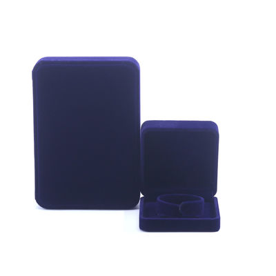 China Productie Groothandel High End Handgemaakte halsketting Ring Box Juwelen Verpakking Custom logo Luxe Square Suede Velvet Blauwe Juwelen Box