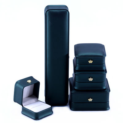 Green Crown Design Luxe PU Leer Juwelen Doos voor Armband Halsketting Ring en Groen
