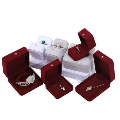 9*9*3.5cm juwelen verpakkingsdoos in fluweel Perfect voor halsketting armband oorbellen ring