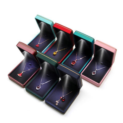 Juwelen Pakket Hanhong Custom Logo Silk Screen Printing Luxe LED opslagdoos met licht