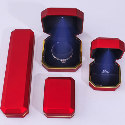 Rood LED fluweel juwelendoos voor aangepaste halsketting ring verpakking en andere accessoires
