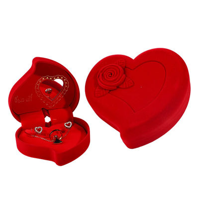Velvet juwelen doos voor rode liefdesring halsketting en stud oorbellen set aangepaste verpakking