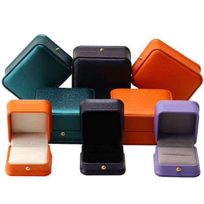 Gepersonaliseerde Hanhong 2023 Luxe Gift Ring Juwelen Doos Verpakking Warm Stamping Logo Doos