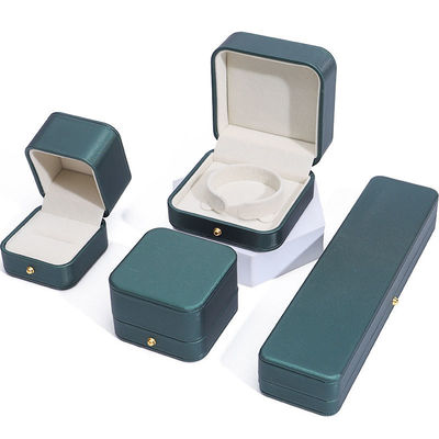 Nieuwste stijl groene PU leer sieraden verpakkingsdoos voor bruiloft halsketting oorbellen ring