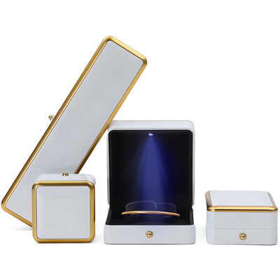 High-end luxe verlichting sieraden doos sieraden opslagkas met zachte fluweel interieur