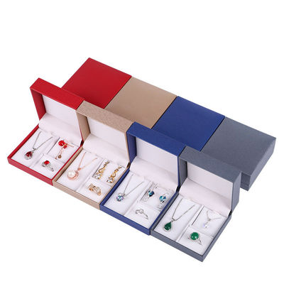 kopen Gepersonaliseerde luxe geborstelde vierkante papieren sieraden doos voor Hanhong Ring Ketting online manufacture