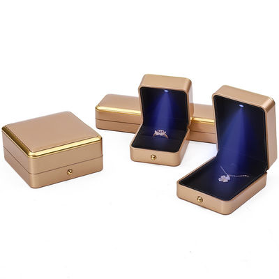 Custom logo lichtgoud led sieraden doos voor armband halsketting oorbellen ring verpakking