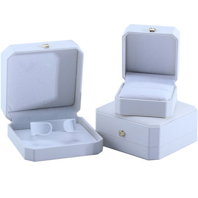 Wit PU leer sieraden doos voor Hanhong Custom kroonvorm sieraden opslagfunctie