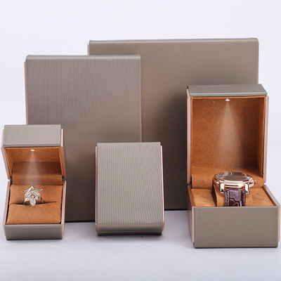OEM PU Led Led Led Juweliersdoos, Handy Square Juweliers Luxe Verpakkingsdoos Set