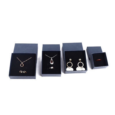 Groothandel Productie Luxe Juwelen Doos Gepersonaliseerd Custom High-end Halsketting Armband Oorbellen Ring Juwelen Set Verpakking Karton papier deksel en basis Juwelen Doos met logo