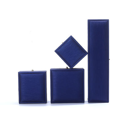 kopen Hanhong Custom Blauwe Lederen Sieraden Doos voor Ring Halsketting Armband Bruiloft Contact met ons online manufacture