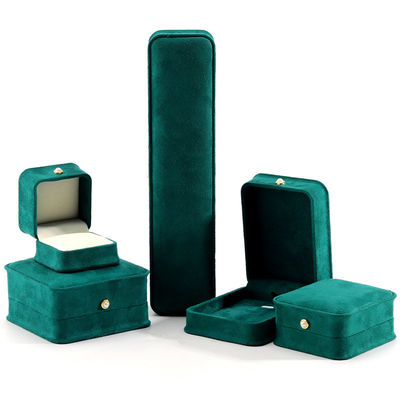 9*9*4.5cm Groene fluwelen ring sieraden doos voor aangepaste armband oorbellen verpakking
