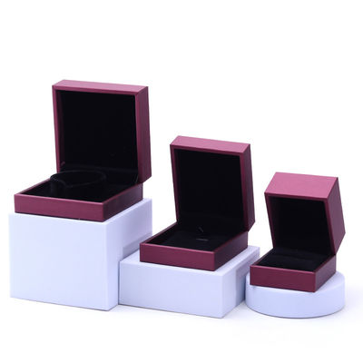 Custom Luxury Velvet Jewelry Packaging Box met Purple PU Leather van Hanhong