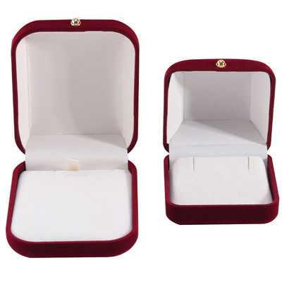 Rood fluweel sieradenpakket voor aangepaste armbanden oorbellen en ketting