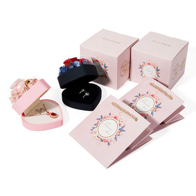 Custom bloemen sieraden doos hartvormige cadeaubon met fluwelen verpakkingsdoos