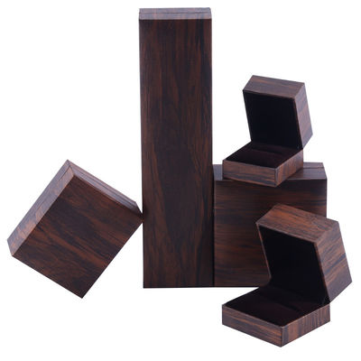 Handgemaakte Eco Kartonnen bruine sieradendoos met omslag, aanpasbare sieradendoos