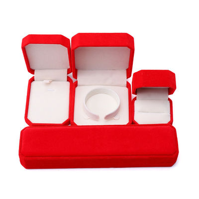 Juwelen Pakket Rode flannelette maatdoos voor halsketting Armband en Ring