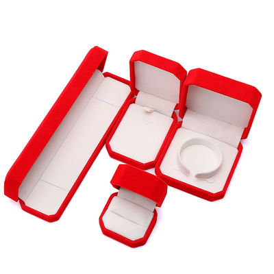 Juwelen Pakket Rode flannelette maatdoos voor halsketting Armband en Ring