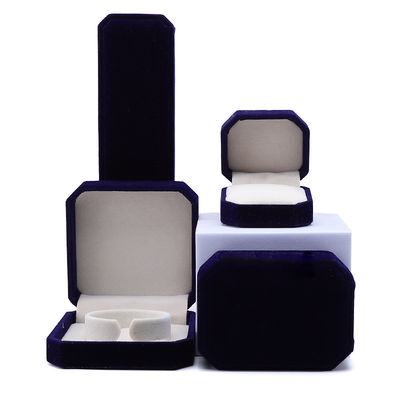 kopen Nieuwste stijl op maat Blauwe flannelette Octogonale sieraden doos voor halsketting Armband Ring online manufacture