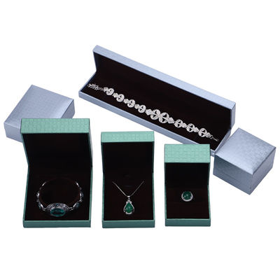 Groen papier sieraden vertoondoos, hanger armband halsketting ring sieraden verpakking