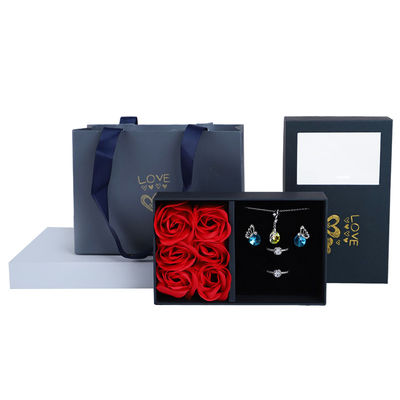 kopen Hanhong Karton Rozen Zeep Bloem Juwelen Doos Geschenk Verpakking Met Tote Bag online manufacture