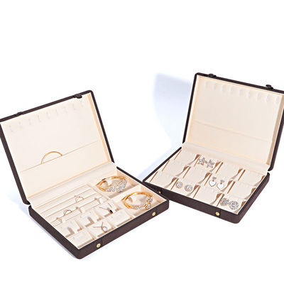 Koffie Kleur Microfiber Lederen Juwelen Doos voor halsketting Armband Stud Set en Ring