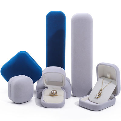 Gepersonaliseerde rechthoekige sieraden verpakkingsdoos voor hanger halsketting ring oorbellen