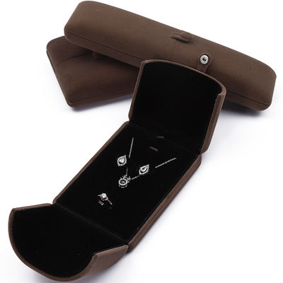 Clamshell in de vorm van fluwelen juwelen organisator doos Luxe opslag verpakking knop sluiting