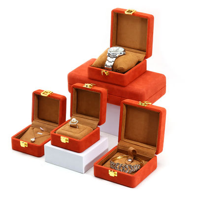 kopen Rood, zacht, glad, fluweel, luxe juwelen, opslagverpakking met gouden sluiting online manufacture