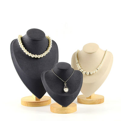 kopen Zacht fluwelen houten halsketting display stand hanger Bust display stand online manufacture