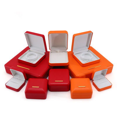Multi-Color Sleek Convex PU Leer Juwelenopslagdoos voor Luxe Verpakking
