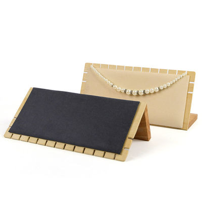 Houten sieraden met inkerige rand