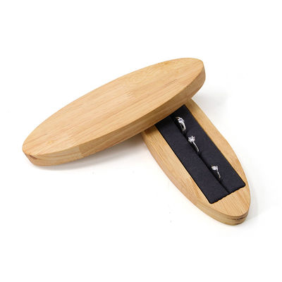 Multifunktioneel massief hout ovaal juwelenplaat voor ring oren studs tentoonstelling