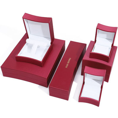 Oogvangende boogvormige PU leder sieraden opslag organisator luxe doos pakket